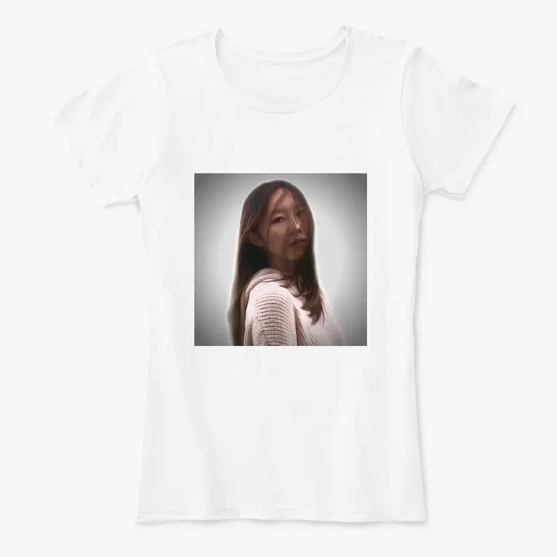 Jada Reese- At The Edge Album Apparel 